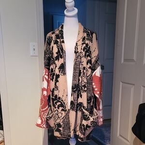 By Anthrolpologie Stylish Women's Patterned Sweater - Black and Tan